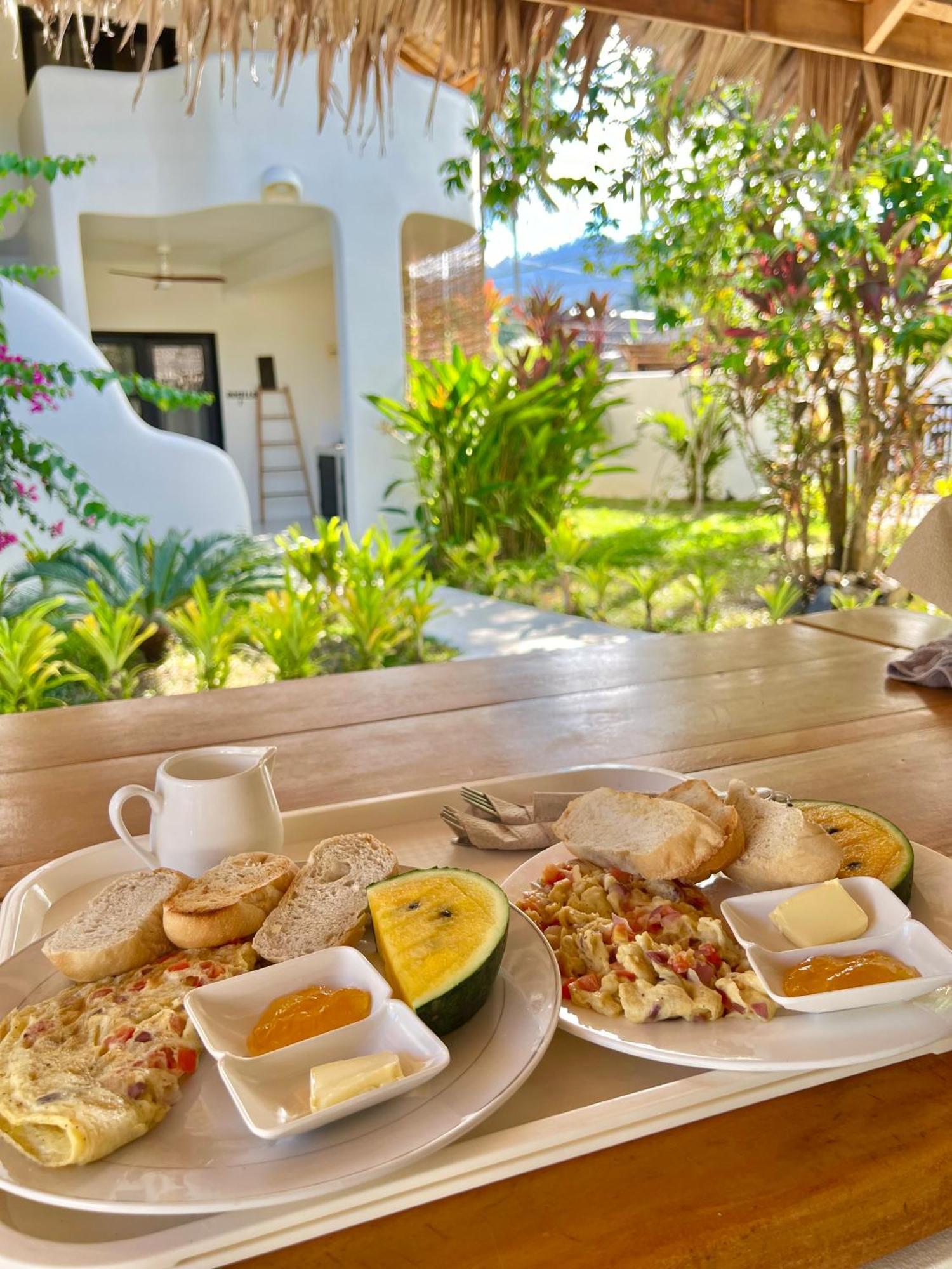 Hotel Parrots Boutique 4*