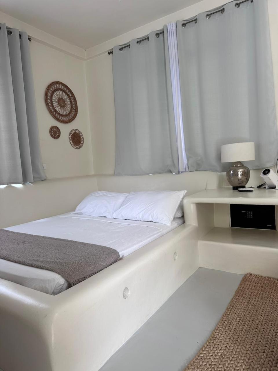 Hotel Parrots Boutique 4*